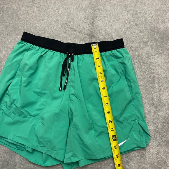 Men's Nike CJ5467 Dri-Fit Flex Stride 2-in1 Running Standard Fit 5" Run Shorts M - Picture 2 of 12